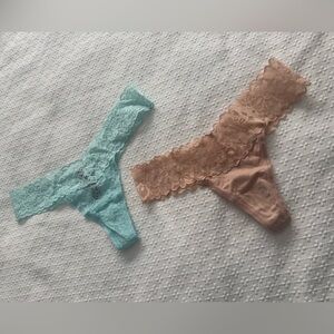 Victoria’s Secret Lace Thong Set